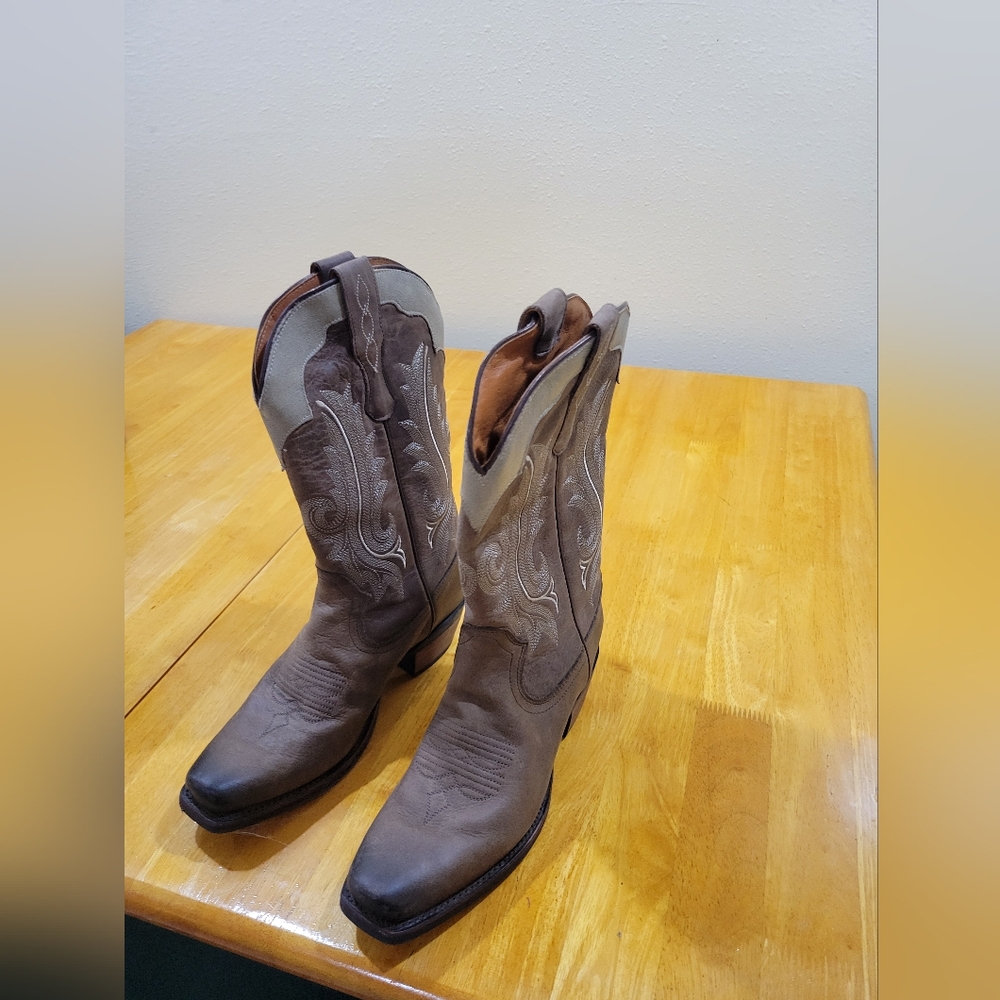 Idyllwind Women's Lawless Western Performance Boots - Square Toe